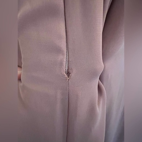 Thread Sleeveless V-Back Long Trumpet Gown - Picture 7 of 8